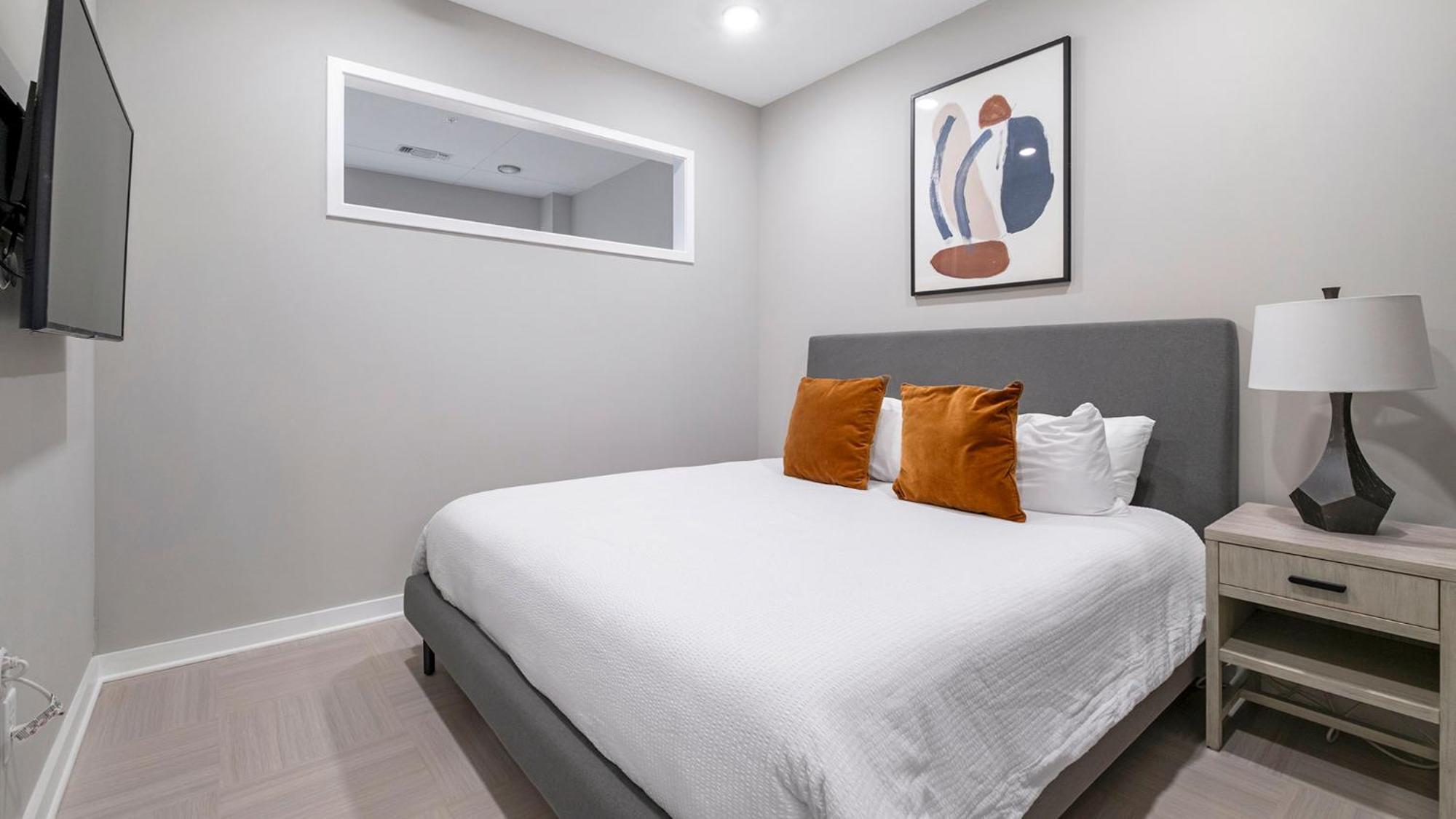 The 600 Apartments By Landing Birmingham Room photo