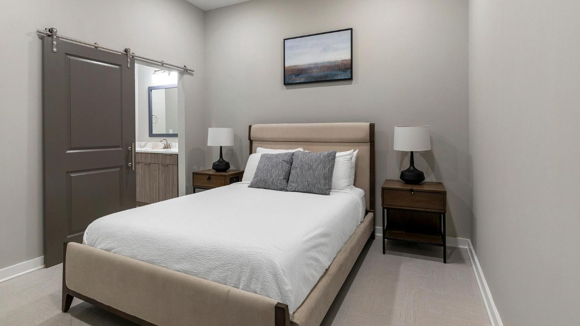 The 600 Apartments By Landing Birmingham Room photo