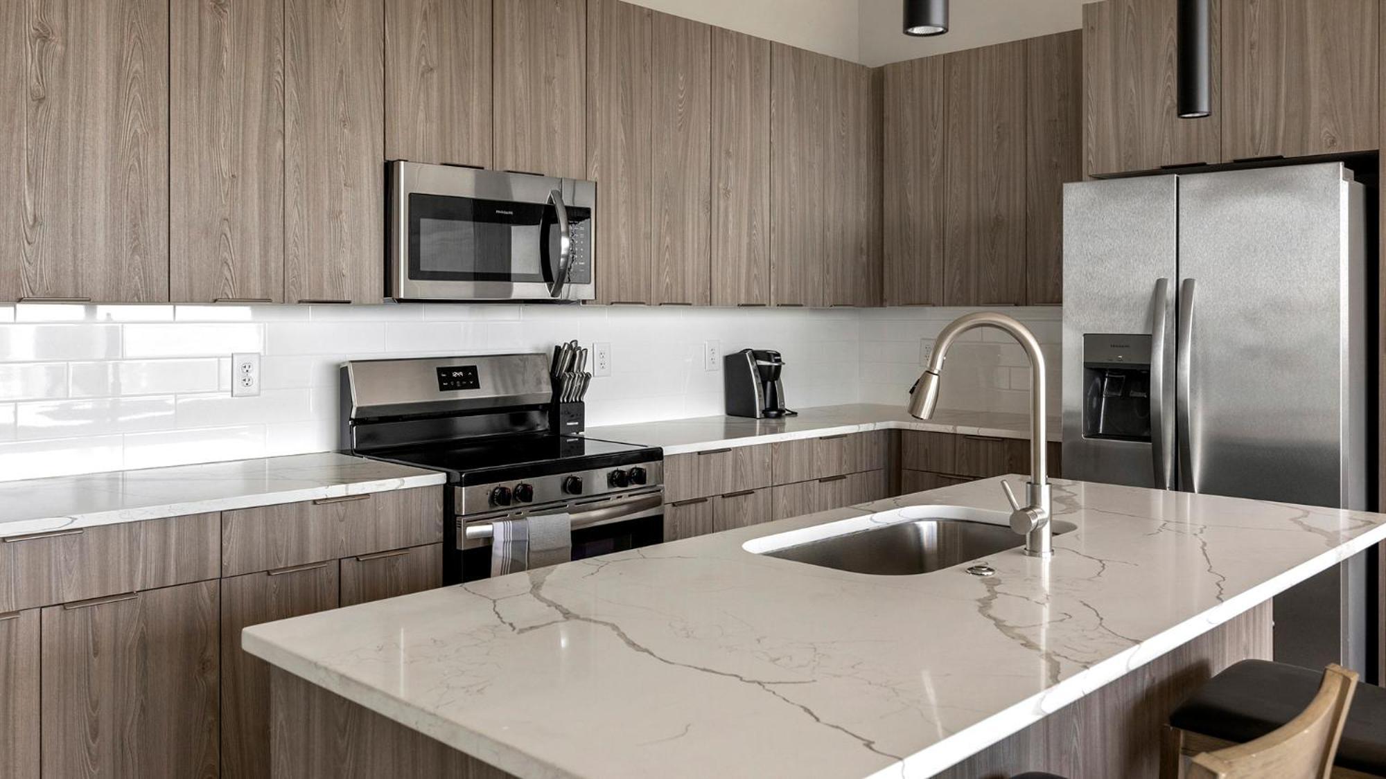 The 600 Apartments By Landing Birmingham Room photo