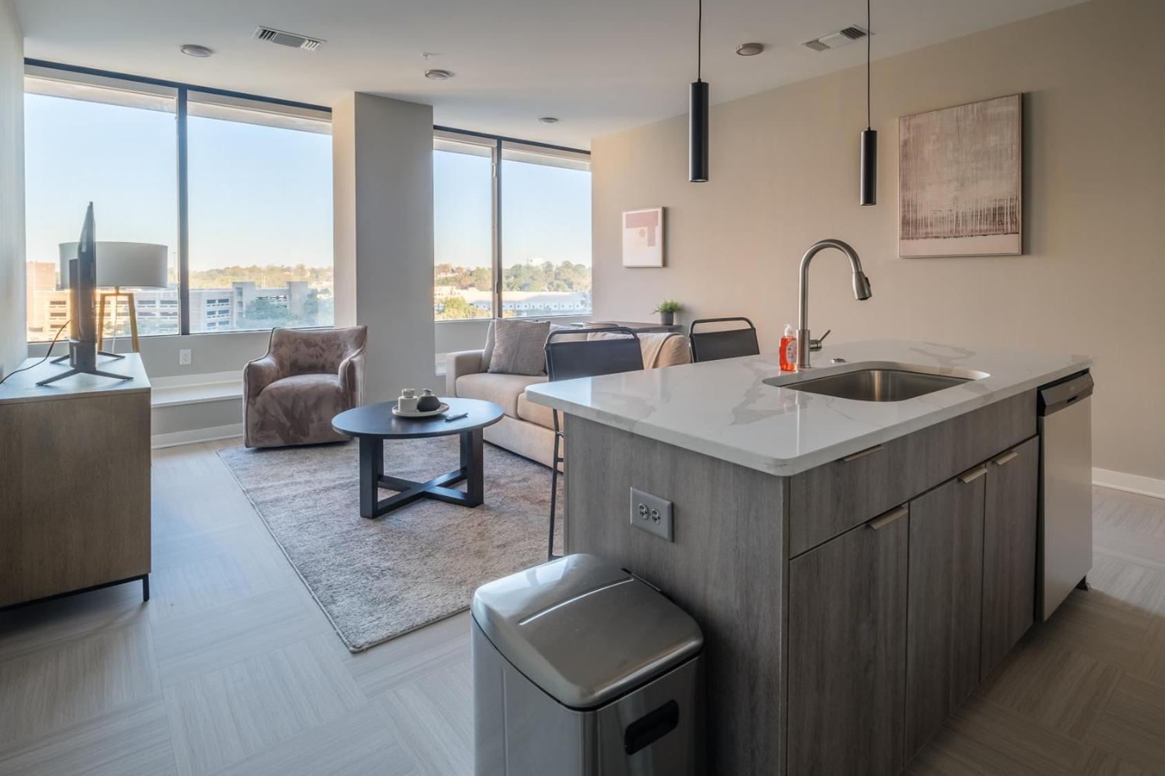 The 600 Apartments By Landing Birmingham Room photo
